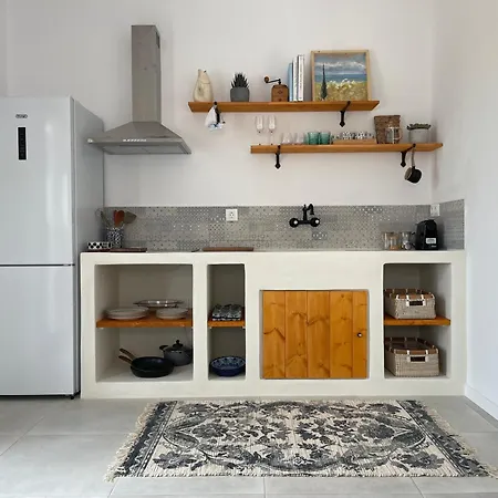 Holiday home Gaia House *