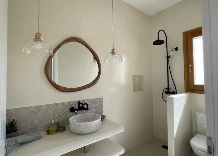 Nyaraló Gaia House Hriszí Aktí