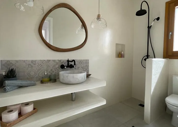 Nyaraló Gaia House Hriszí Aktí